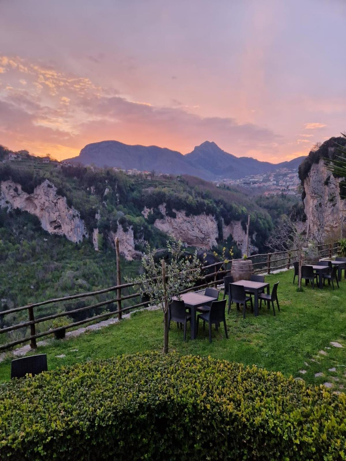 Agriturismo Orrido Di Pino Agerola Ngoại thất bức ảnh